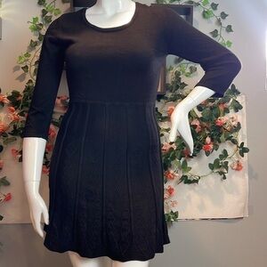 ABS Black Sweater Knitted 3/4 Sleeve Round Neckline Size M RefY011